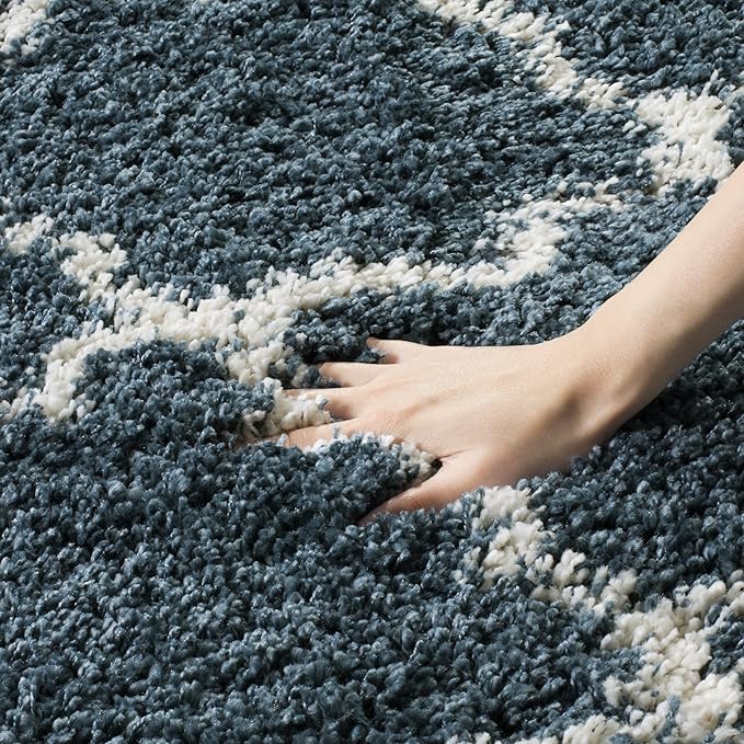 SAFAVIEH Hudson Shag Collection Runner Rug - 2'3" x 6', Slate Blue & Ivory, Moroccan Trellis, Non-Shedding & Easy Care, 2-inch Thick Ideal for High Traffic Areas in Living Room, Bedroom (SGH282L)