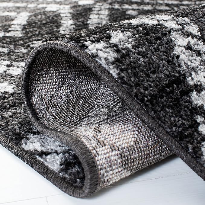 SAFAVIEH Adirondack Collection Accent Rug - 3' x 5', Black & Ivory, Modern Distressed Design, Non-Shedding & Easy Care, Ideal for High Traffic Areas in Entryway, Living Room, Bedroom (ADR131A)