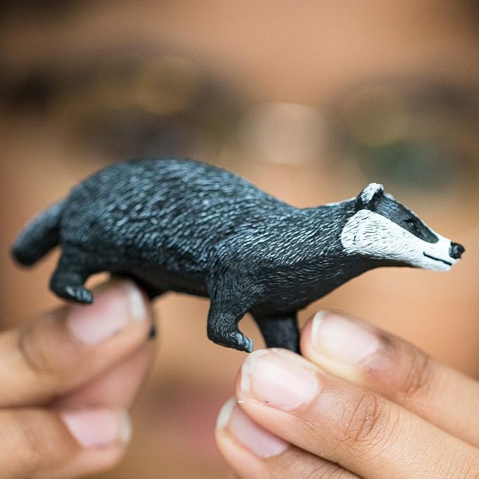 Schleich Wild Life, North American Woodland Wild Animal Toys for Kids, Badger Toy Figurine, Ages 3+