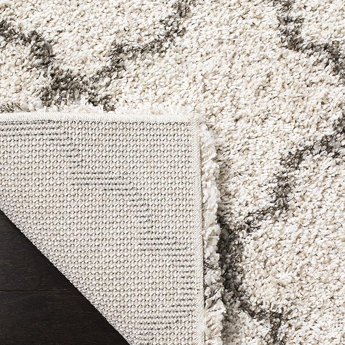 SAFAVIEH Hudson Shag Collection Accent Rug - 4' x 6', Ivory & Grey, Trellis Design, Non-Shedding & Easy Care, 2-inch Thick Ideal for High Traffic Areas in Entryway, Living Room, Bedroom (SGH282A)