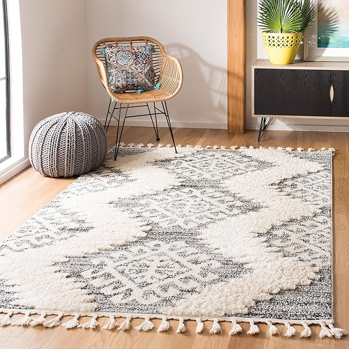 SAFAVIEH Moroccan Tassel Shag Collection Area Rug - 6'7" x 9'2", Ivory & Grey, Boho Design, Non-Shedding & Easy Care, 2-inch Thick Ideal for High Traffic Areas in Living Room, Bedroom (MTS652F)