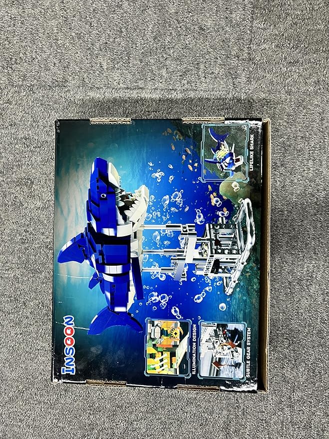 Mechanical Shark Building Set with LED Light, 687 PCS Movable Ocean Animal with Display Stand, Sea Fish Building Block Toy, Home Decor Gift for Adults Teens Kids Boys Ages 12+