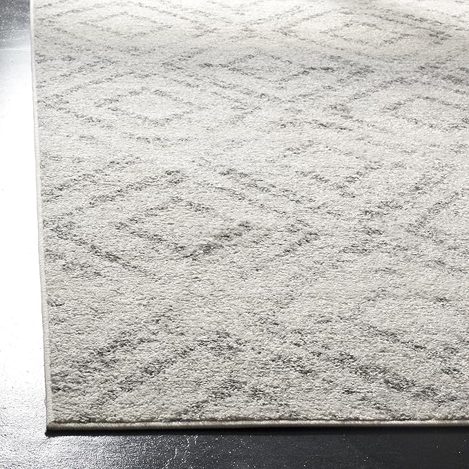SAFAVIEH Adirondack Collection Runner Rug - 2'6" x 14', Light Grey & Grey, Modern Diamond Distressed Design, Non-Shedding & Easy Care, Ideal for High Traffic Areas in Living Room, Bedroom (ADR131C)
