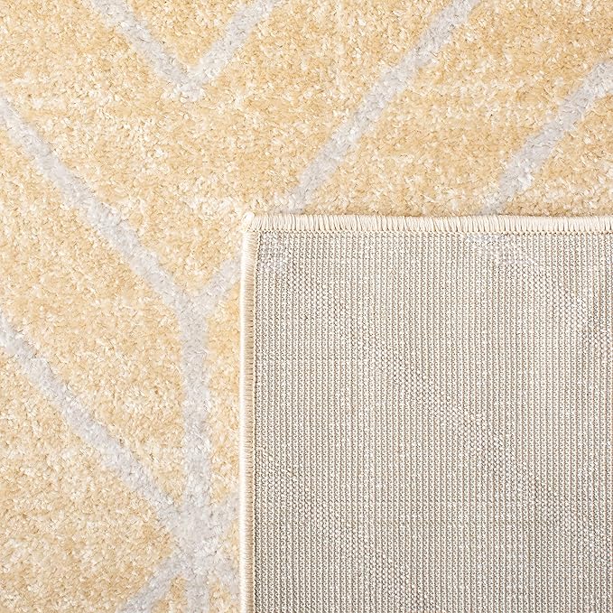 SAFAVIEH Adirondack Collection Accent Rug - 4' x 6', Gold & Light Grey, Modern Geometric Design, Non-Shedding & Easy Care, Ideal for High Traffic Areas in Entryway, Living Room, Bedroom (ADR241D)