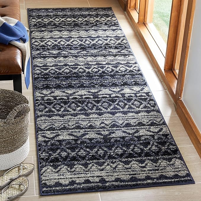 SAFAVIEH Adirondack Collection Runner Rug - 2'6" x 18', Ivory & Charcoal, Moroccan Boho Distressed Design, Non-Shedding & Easy Care, Ideal for High Traffic Areas in Living Room, Bedroom (ADR119N)