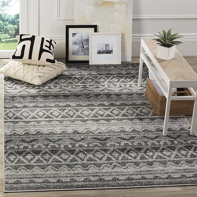 SAFAVIEH Adirondack Collection Accent Rug - 4' x 6', Ivory & Charcoal, Moroccan Boho Distressed Design, Non-Shedding & Easy Care, Ideal for High Traffic Areas in Foyer, Living Room, Bedroom (ADR119N)